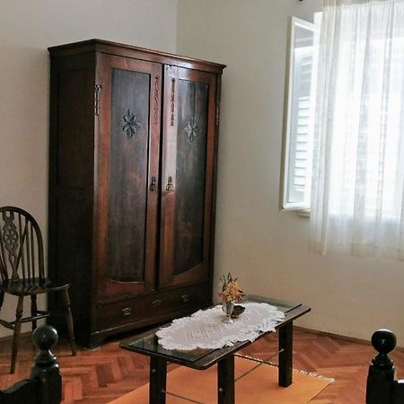 Guesthouse Lidija Sutivan Eksteriør billede